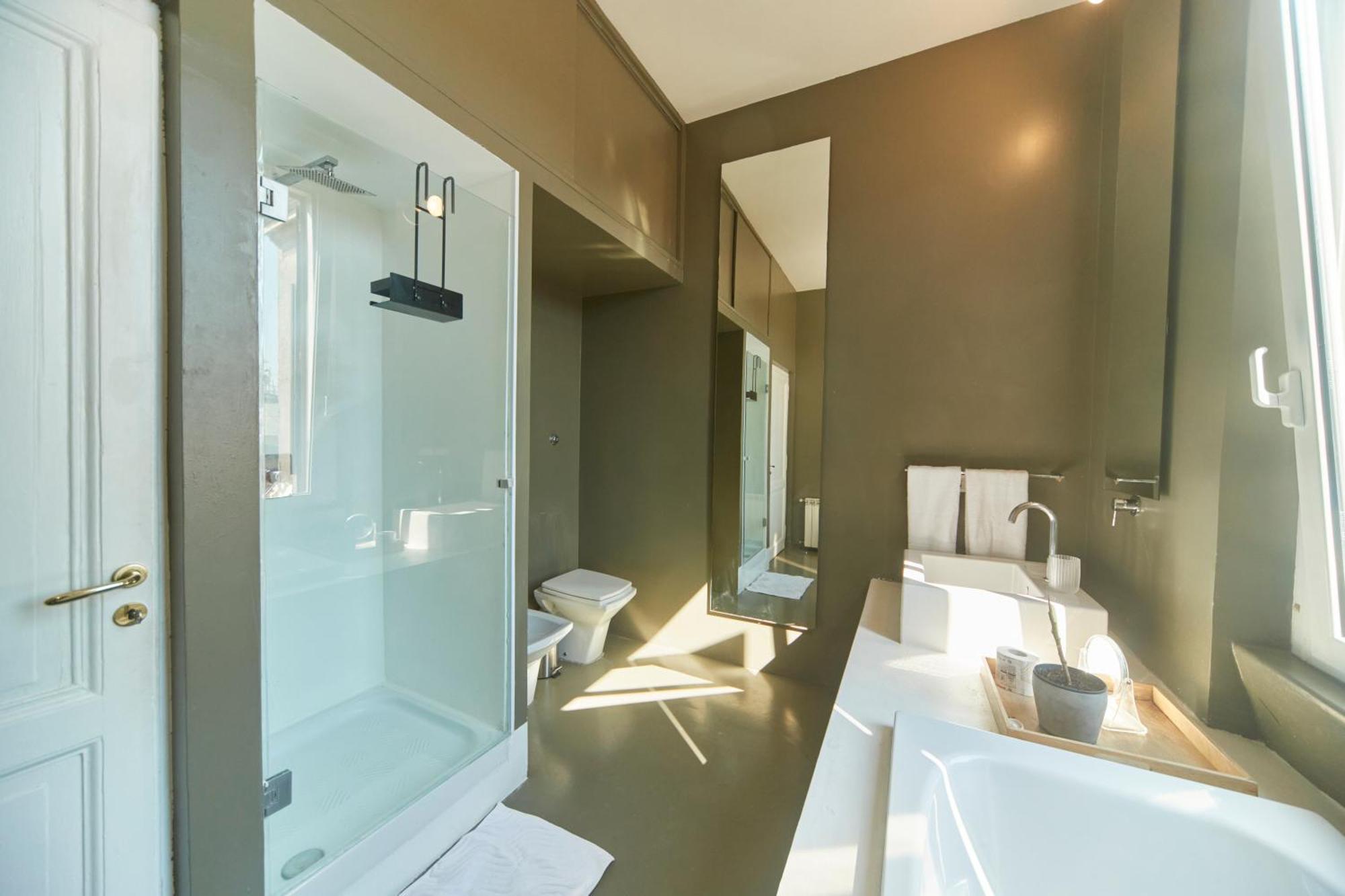 Apartment Stazione Termini 300 Mq Con Vista E Idromassaggio